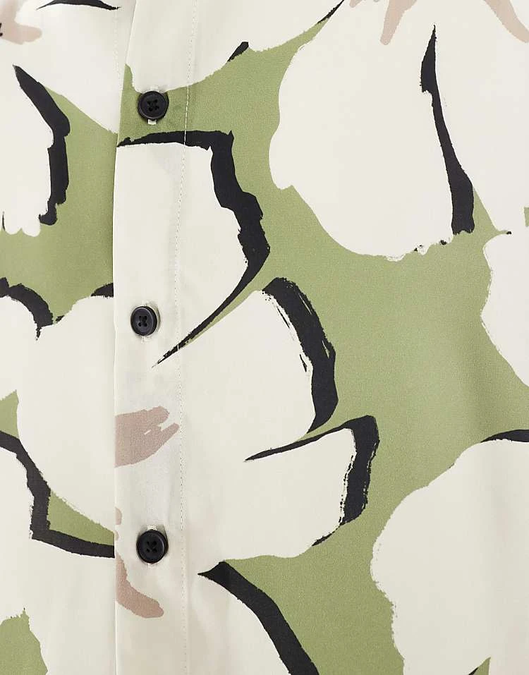 River Island Floral Print Shirt In Green For Men 6 River Island Floral Print Shirt In Green For Men - Image 4