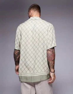 River Island Geometric Border Print Shirt In Green For Men Khaki -Layered Clothes 206785779 4