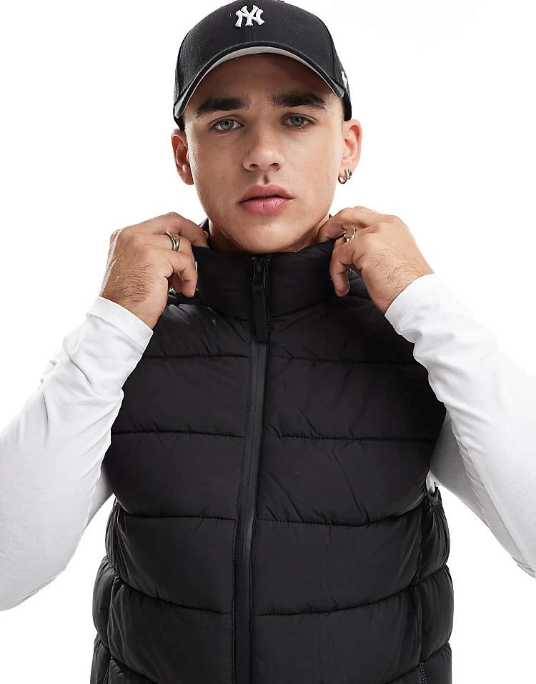 River Island Gilet In Black For Men 6 River Island Gilet In Black For Men - Image 4