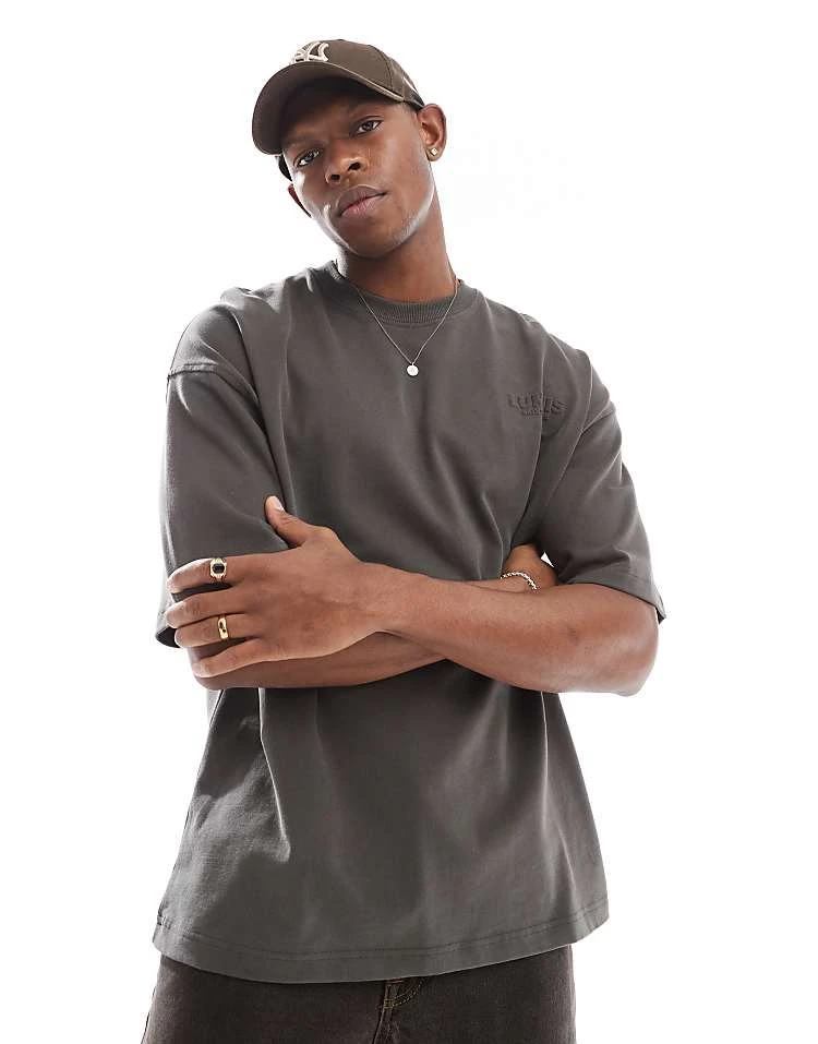 River Island Luminis Embossed Oversized T-shirt In Khaki For Men 4 River Island Luminis Embossed Oversized T-shirt In Khaki For Men - Image 2