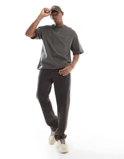 River Island Luminis Embossed Oversized T-shirt In Khaki For Men 9 River Island Luminis Embossed Oversized T-shirt In Khaki For Men -Layered Clothes 207609267 3