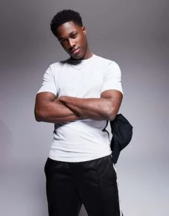 River Island Muscle Fit T-shirt In Light Grey For Men Grey - Light