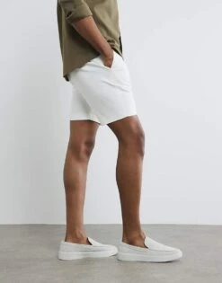 River Island White Slim Fit Belted Chino Shorts In Ecru For Men -Layered Clothes 208344217 5